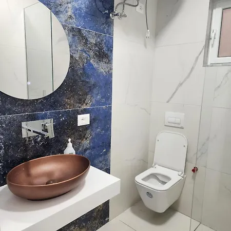 Memories Hill Apartment Sarande